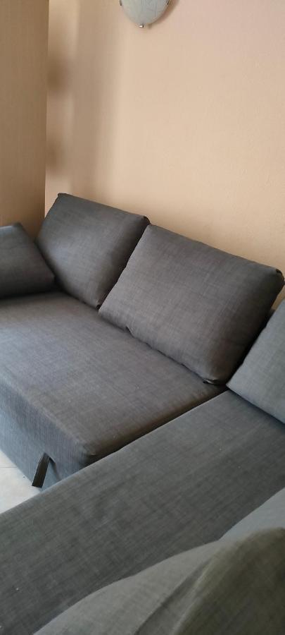 Apartamento En ซาลอว์ ภายนอก รูปภาพ