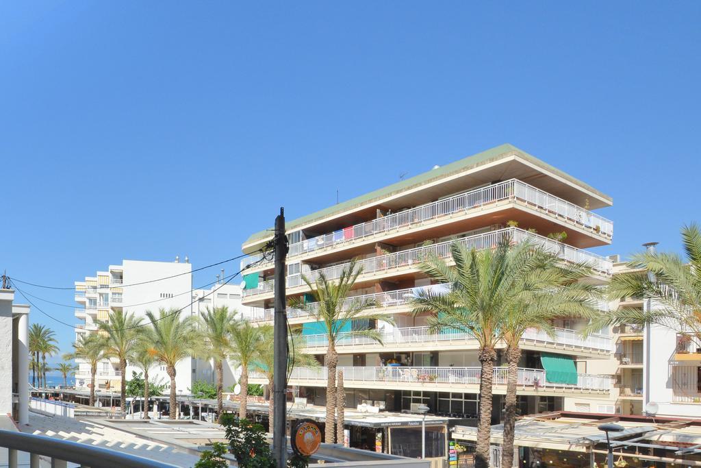 Apartamento En ซาลอว์ ภายนอก รูปภาพ